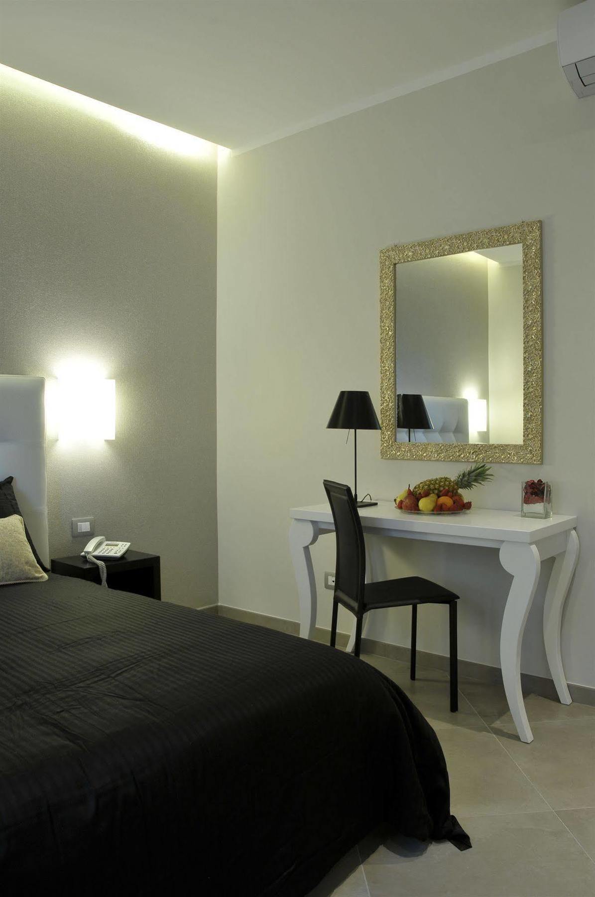 Gemini Suite Roma Exterior foto