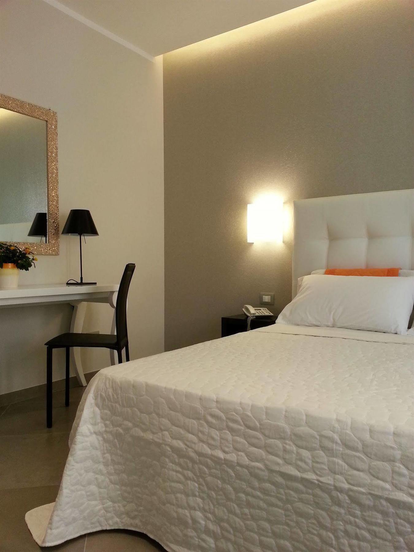Gemini Suite Roma Exterior foto